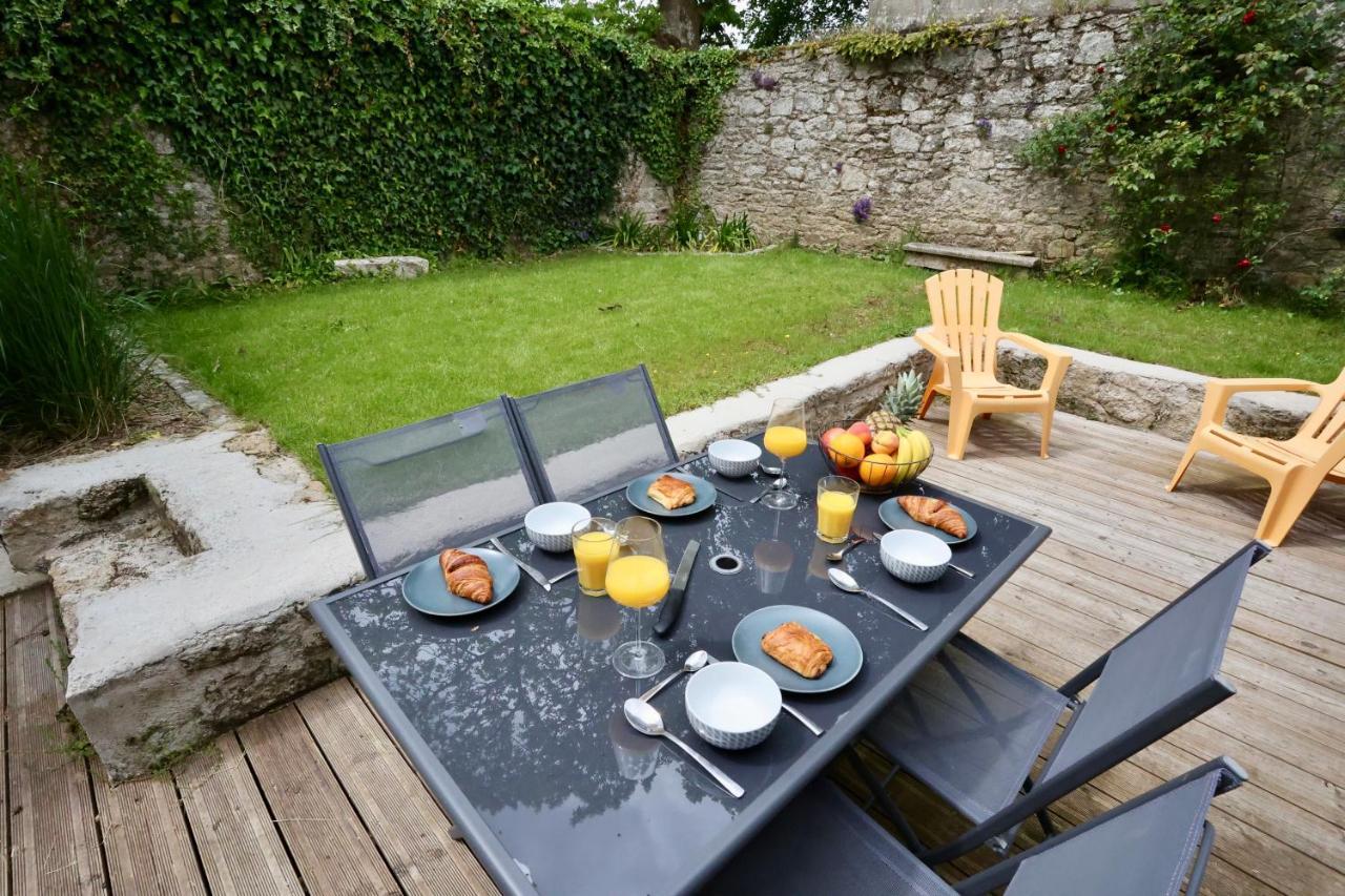 Apartamento L'Atelier Et Sa Terrasse Pontivy Exterior foto